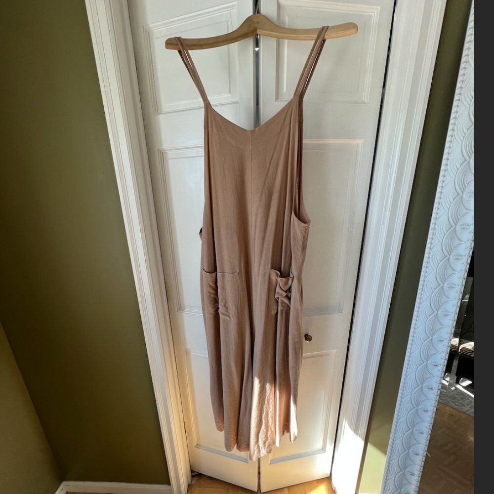 Easel Jumpsuit Tan - L